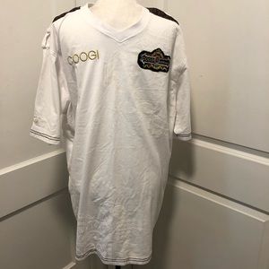 Coogi mens NWT T-shirt size xxl